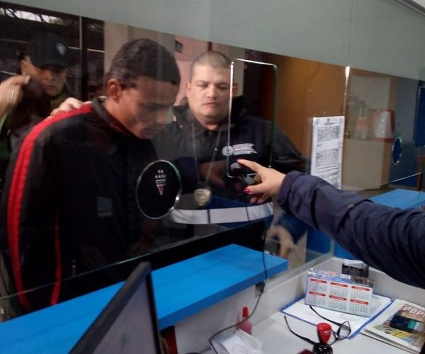Extraditan a brasileño con orden de captura en su país