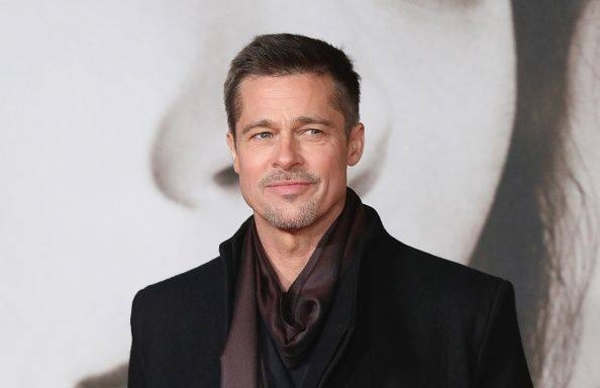 HOY / Usó la misma ropa durante una  semana: Brad Pitt y su onda 'poca  higiénica'  abre polémica en las redes