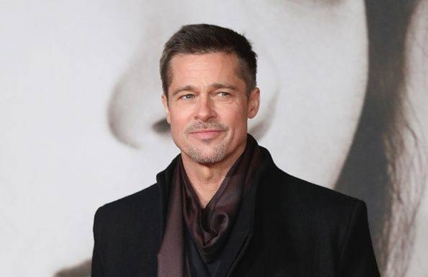 HOY / Usó la misma ropa durante una semana: Brad Pitt y su onda 'poca higiénica' abre polémica en las redes