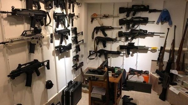 Hallan en Argentina búnker de armas que se traficaban a Brasil y Paraguay - Internacionales - ABC Color