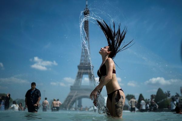 Europa, ahogado por agobiante ola de calor