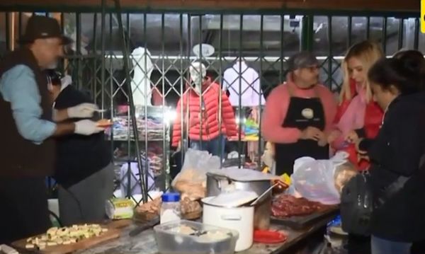 Cocinan para indigentes - Nacionales - ABC Color