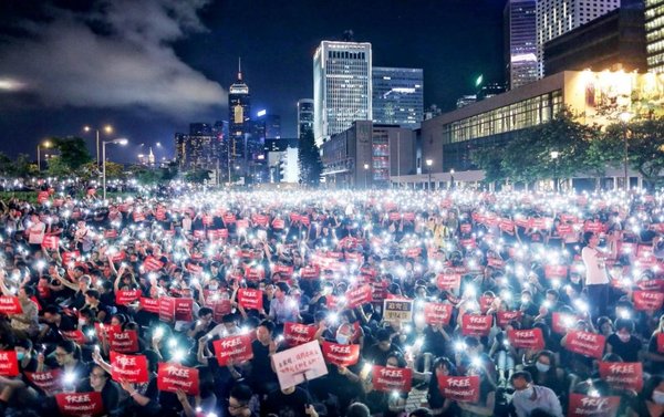 Hong Kong busca apoyo en su lucha - Edicion Impresa - ABC Color