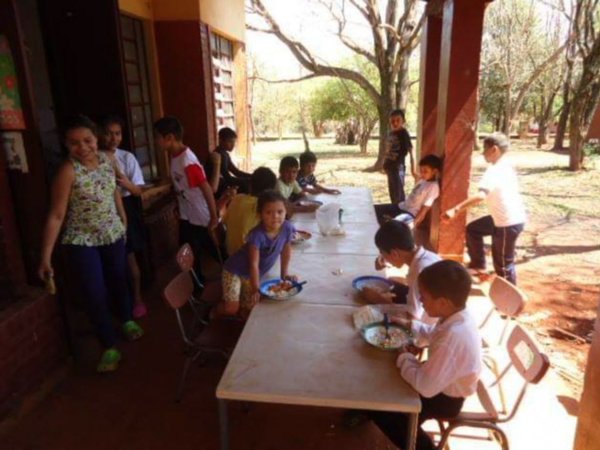 Ex Puente Kyjhá está en  emergencia ante la falta del almuerzo escolar