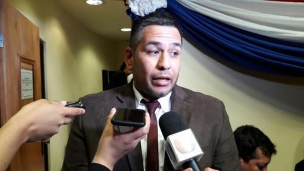 No se puede obligar a jóvenes a trabajar en mesas de votación, dice Defensor del Pueblo  - Radio 1000 AM