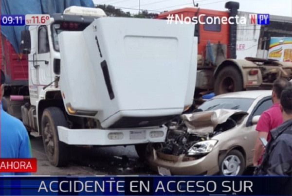 Grave accidente sobre Acceso Sur | Noticias Paraguay