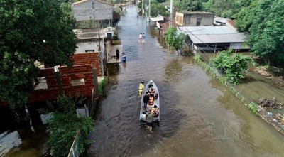 Descenso del río Paraguay en Pilar: Municipio organiza operativo retorno - .::RADIO NACIONAL::.