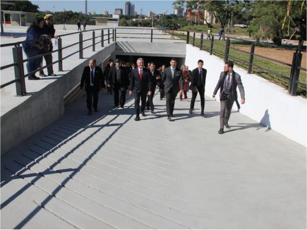 Hallan 2.000 piezas históricas en obras del estacionamiento del Congreso