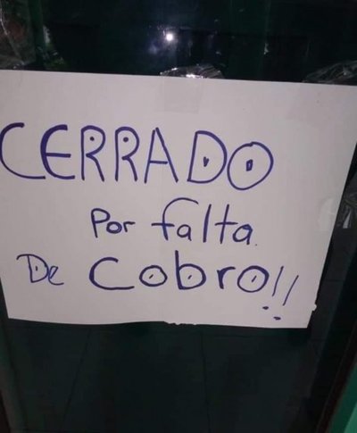 Hacen huelga de brazos caídos por falta de pago - Nacionales - ABC Color