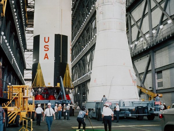 NASA enviará robot a luna de Saturno a buscar vida