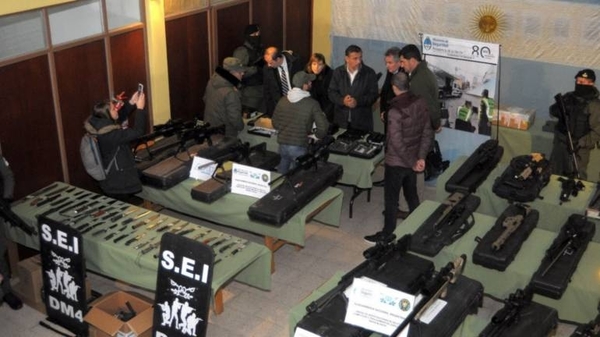 HOY / Argentina: caen 1.200 armas, con destino a Paraguay y el objetivo de armar a PCC y CV