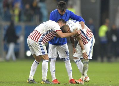 Caímos de pie y dejando el alma