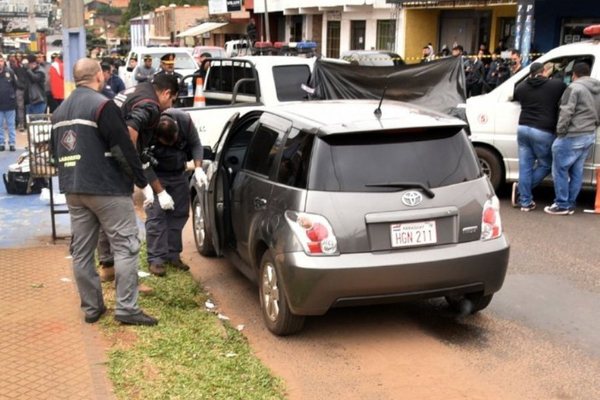 Fiscalía refuerza teoría de asesinato por encargo