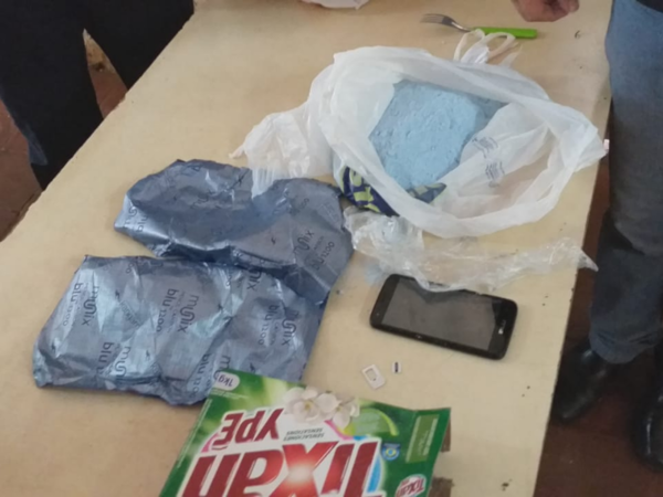 Intentó ingresar a la cárcel un celular en paquete de jabón en polvo - Radio 1000 AM