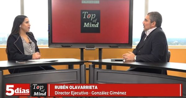 Décadas en el país les brinda una clientela fiel