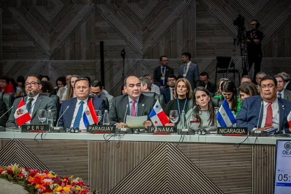 Paraguay defiende democracia en el hemisferio durante Asamblea General de la OEA - .::RADIO NACIONAL::.