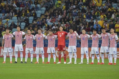 Chilavert defendió con todo a la Albirroja