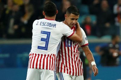 Defendieron a Derlis y a Gómez - Fútbol - ABC Color
