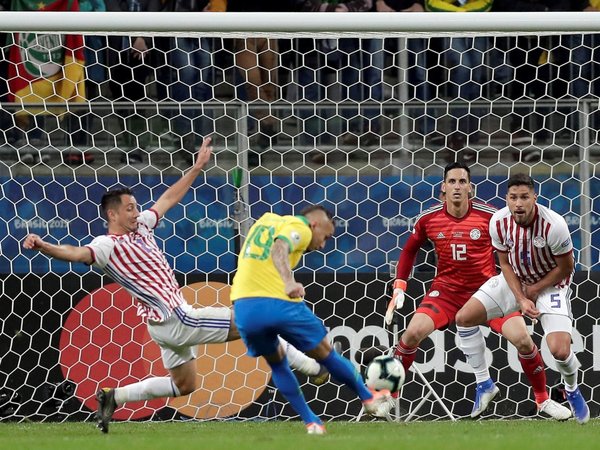 Everton elogió a Paraguay y al Gatito