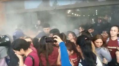 Disturbios en el Rectorado de la UNA - Nacionales - ABC Color