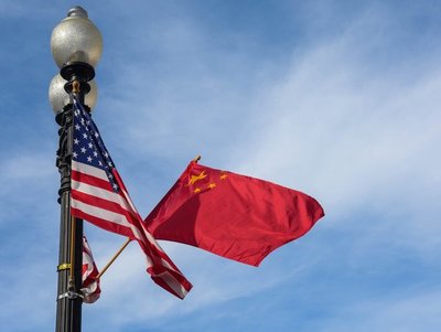 China exhorta a EEUU a levantar sanciones sobre empresas chinas
