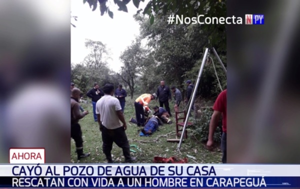 Bomberos héroes salvaron a hombre que cayó a pozo | Noticias Paraguay