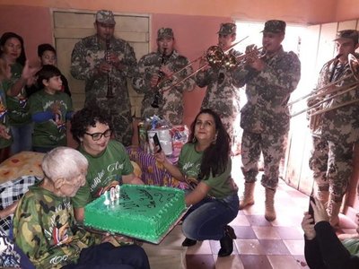 En Concepción, excombatiente cumple 109 años