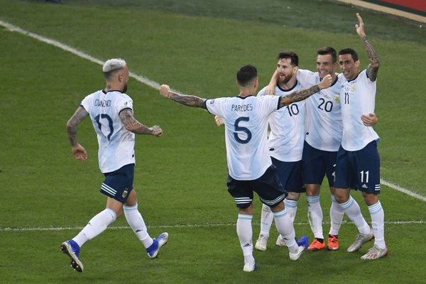 Argentina borra a Venezuela y va por Brasil