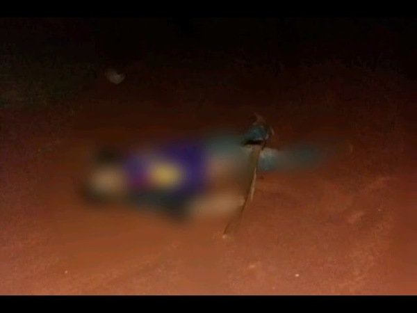 INTENTÓ ATACAR A UNA MUJER CON HACHA Y TERMINÓ MUERTO