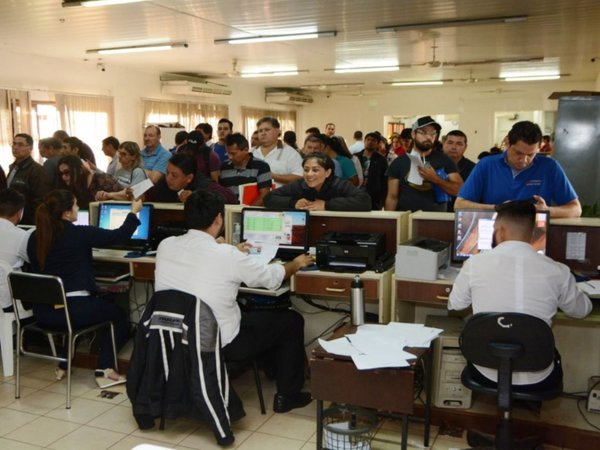 CDE: Comuna busca recuperarse del desorden financiero y administrativo