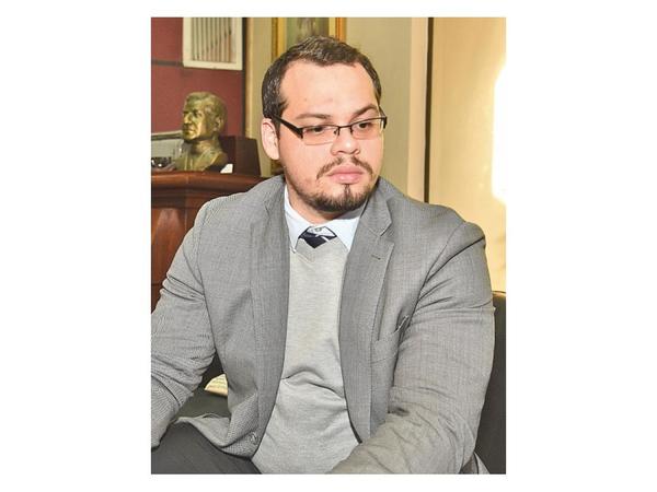 Piden que Kattya González sea expulsada de Diputados