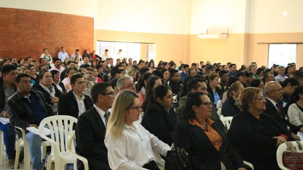 Docentes de Canindeyú en charla sobre abuso sexual infantil, suicidio y bullying - Nacionales - ABC Color