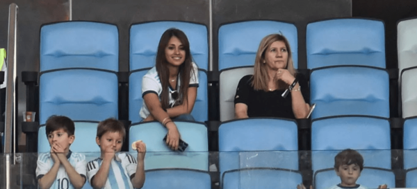 La Esposa de Messi celebra clasificación de la selección Argentina