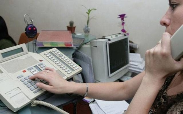 HOY / Presionan a trabajadores y a empresas por Facebook: acusan prácticas abusivas de cobranza