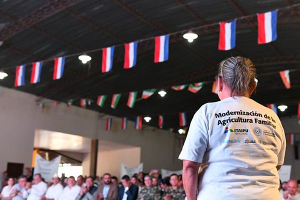 Programa de agricultura familiar con fuerte apoyo de Itaipú