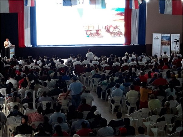 Con 8.000 beneficiados cierran fase del programa de agricultura familiar