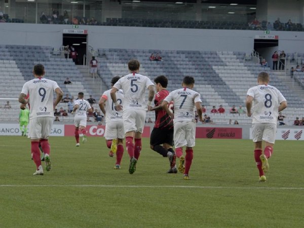 Cerro vence a Paranaense en su primer amistoso en Brasil