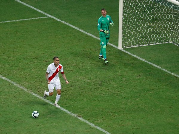 Perú elimina a Uruguay en los penales y es semifinalista