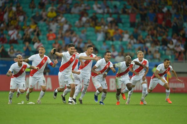Perú ríe, Uruguay llora