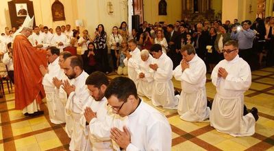 La Iglesia sigue perseguida por “disparateros”, afirman - Locales - ABC Color