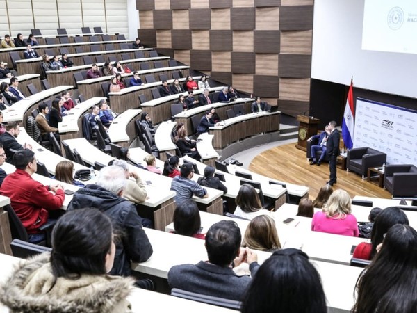 Modernización tributaria propiciará la equidad impositiva y la formalización, asegura la SET - Radio 1000 AM