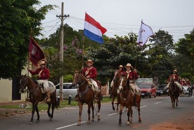 Tradicional desfile de caballería y fiesta campestre en Misiones - Digital Misiones