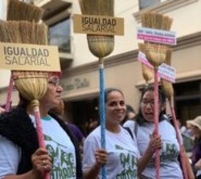 Será ley: Empleadas domésticas cobrarán salario mínimo, anunció Abdo - Paraguay.com