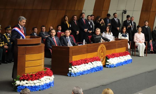 En su informe anual el Presidente destacó importantes obras y proyectos de gobierno