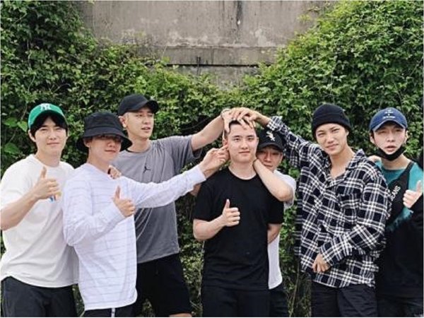 EXO, tendencia en las redes al despedir a uno de sus miembros