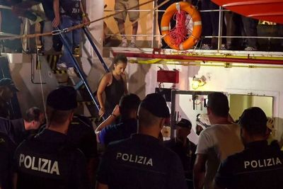 Justicia italiana inicia interrogatorio de la capitana de Sea Watch
