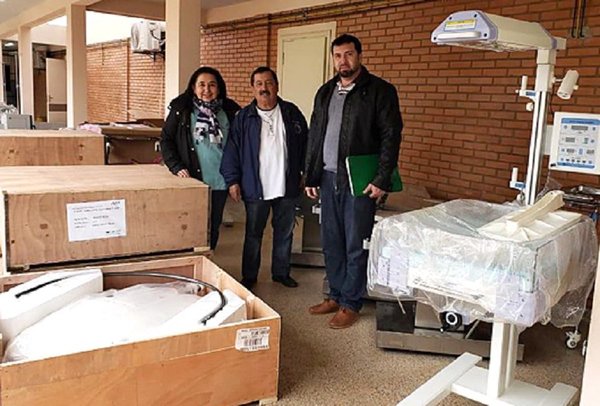 Salud Pública entrega nuevos equipos médicos al Hospital de San Ignacio | .::Agencia IP::.