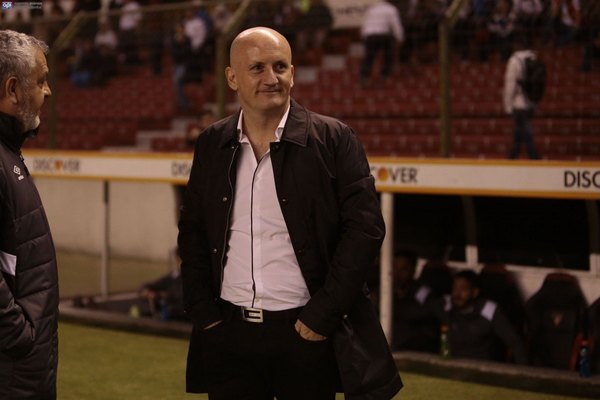 Repetto alabó a Olimpia y Santa Cruz