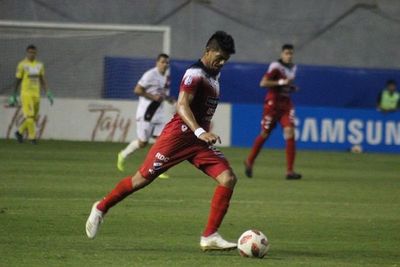 Incierto panorama de tres académicos - Fútbol - ABC Color