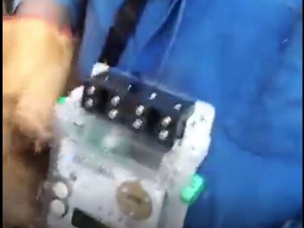 Se opuso a que la ANDE le instale el medidor "chino" y quedó preso